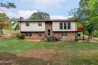 Spacious home on a beautiful corner lot located in the highly - Lake Home For Sale in Harriman, Tennessee