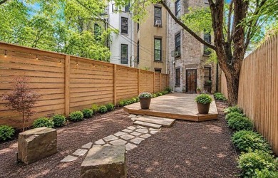 183 Lefferts Place is a rare opportunity to own a beautifully - photo 5