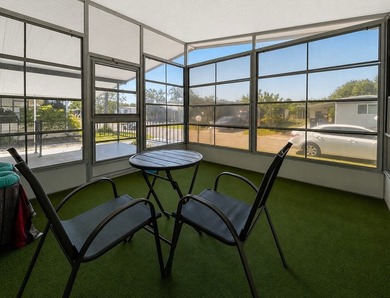 Motivated seller, open to offers. This tastefully updated home - photo 4