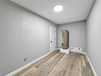 Charming, newly remodeled home available in the Windsor Park - photo 18