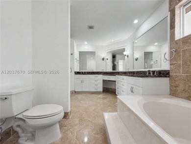 Welcome to this beautifully maintained 4-bedroom, 3-bathroom - photo 15