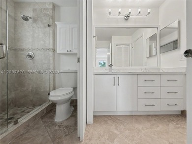 Welcome to this beautifully maintained 4-bedroom, 3-bathroom - photo 18