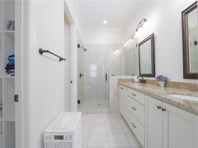 The Minute You Step into this GORGEOUS OCEAN FRONT Turn-Key - photo 22