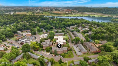 STYLISH SEQUOYAH HILLS CONDOMINIUM. Fresh and awaiting your - photo 24