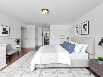 Welcome to this beautifully maintained 4-bedroom, 3-bathroom - photo 27