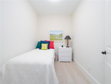 The Minute You Step into this GORGEOUS OCEAN FRONT Turn-Key - photo 28