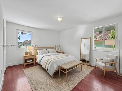 Welcome to this beautifully maintained 4-bedroom, 3-bathroom - photo 29