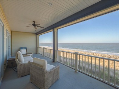 The Minute You Step into this GORGEOUS OCEAN FRONT Turn-Key - photo 30