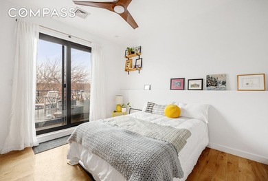 Bushwick Penthouse Duplex Bright 3BD/2BA with Private Rooftop - photo 6