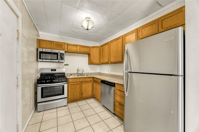 438 Valerie St is a 2-bedroom, 1-bath home offering 904 sq. ft - photo 3