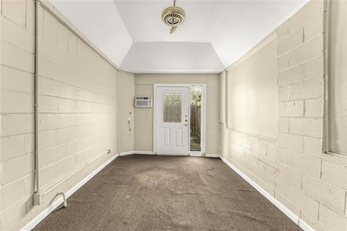 438 Valerie St is a 2-bedroom, 1-bath home offering 904 sq. ft - photo 8