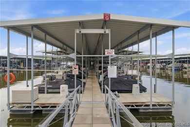 Enjoy the Lake of the Ozarks lifestyle in this beautifully - photo 22