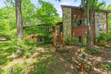 Welcome to your dream home nestled in the breathtaking - photo 5