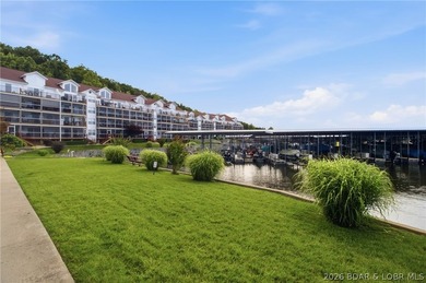 Enjoy the Lake of the Ozarks lifestyle in this beautifully - photo 27