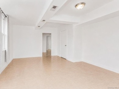 Welcome to 1858 Phelan Place in the Morris Heights section of - photo 28