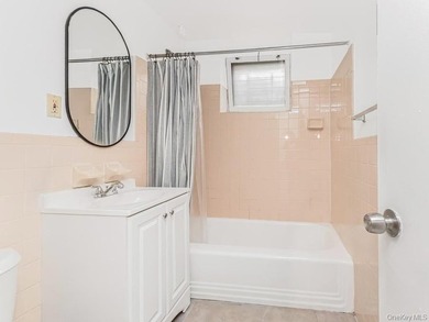 Welcome to 1858 Phelan Place in the Morris Heights section of - photo 30
