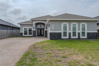 Discover luxury living in this beautifully designed 4-bedroom - photo 1
