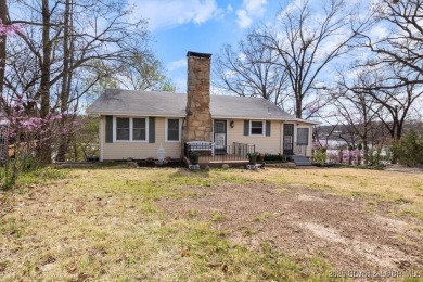Lake Home Sale Pending in Lake Ozark, Missouri
