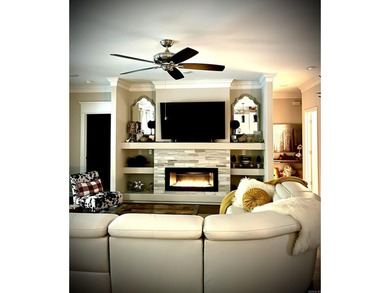 This beautifully maintained home is *move in ready* and offers - photo 20