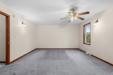 Welcome to your home on sought-after Doty Island! This inviting - photo 20