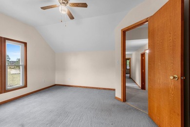 Welcome to your home on sought-after Doty Island! This inviting - photo 30