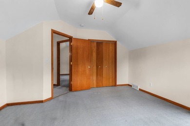 Welcome to your home on sought-after Doty Island! This inviting - photo 31