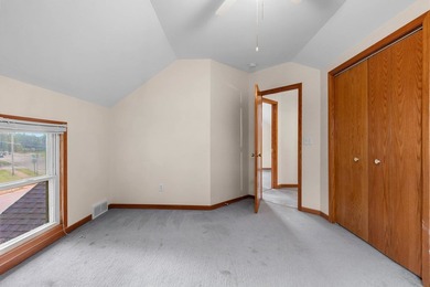 Welcome to your home on sought-after Doty Island! This inviting - photo 35