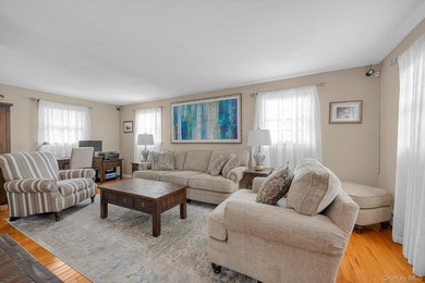 Stop looking and start packing! Beautifully renovated within the - photo 3