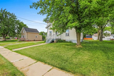 Welcome to your home on sought-after Doty Island! This inviting - photo 46