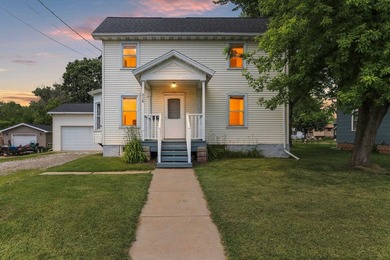 Welcome to your home on sought-after Doty Island! This inviting - photo 48