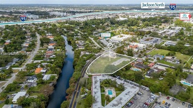 Development opportunity in Biscayne Gardens - This 1.40-acre - photo 10