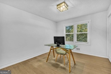 Don't miss this private retreat in the city! 3BR/2BA Mid-Century