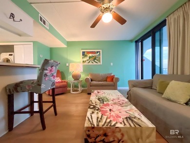 GULF FRONT DEAL! Direct Gulf Front 1 bed/1 bath unit at Island - photo 8