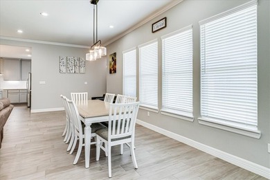 Now here is your chance to move-into this.... Beautiful Home - photo 12