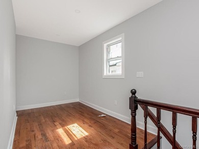 588 Van Nest Ave, Bronx, NY - Renovated single-family home - photo 12