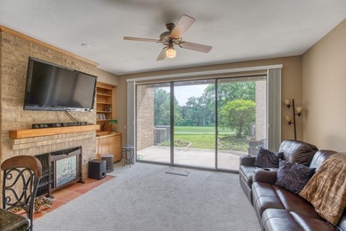 This exceptional townhome is in the heart of Horseshoe Bay - photo 3