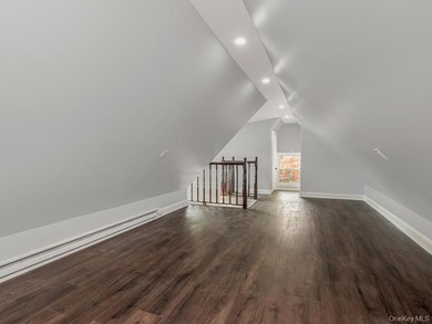 588 Van Nest Ave, Bronx, NY - Renovated single-family home - photo 13