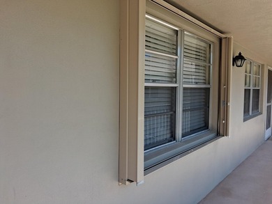 Welcome to this bright and Beautiful Maintained, Fully Furnished - photo 13