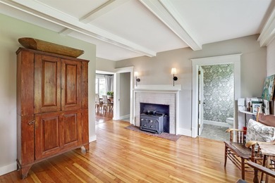 Welcome to 130 Lands End Road-an exceptional lakefront retreat - photo 5