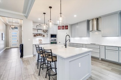 Now here is your chance to move-into this.... Beautiful Home - photo 17