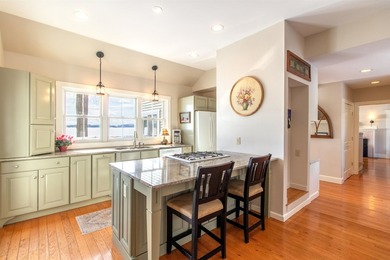Welcome to 130 Lands End Road-an exceptional lakefront retreat - photo 7