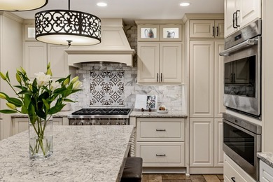 Wake up to breathtaking sunrises & sweeping views of Lake - photo 18