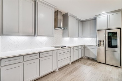 Now here is your chance to move-into this.... Beautiful Home - photo 20