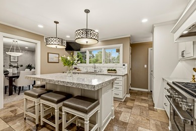 Wake up to breathtaking sunrises & sweeping views of Lake - photo 20