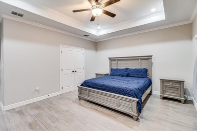 Now here is your chance to move-into this.... Beautiful Home - photo 22