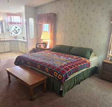 Welcome home to this well maintained 2-bedroom, 2-bath residence - photo 5