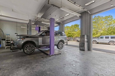 Looking for a commercial property with unmatched visibility in - photo 14