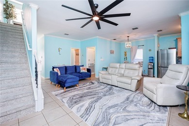 A TOWNHOME MINUTES AWAY FROM PACKERY CHANNEL?? Sign me up! This - photo 20