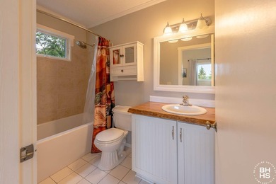 A rarely offered Lake Placid end unit condominium with 4 - photo 25