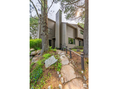 A rarely offered Lake Placid end unit condominium with 4 - photo 33